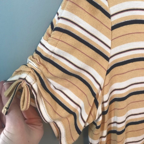 PINK REPUBLIC T-SHIRT - Picture 2 of 3